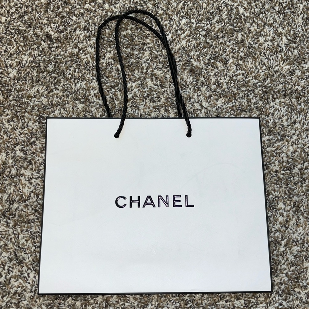 Chanel shopping bag